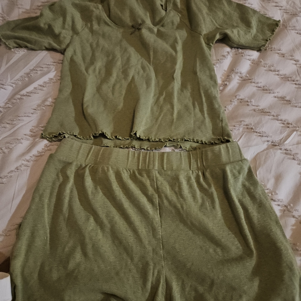 Roller Rabbit Green Pajama Set